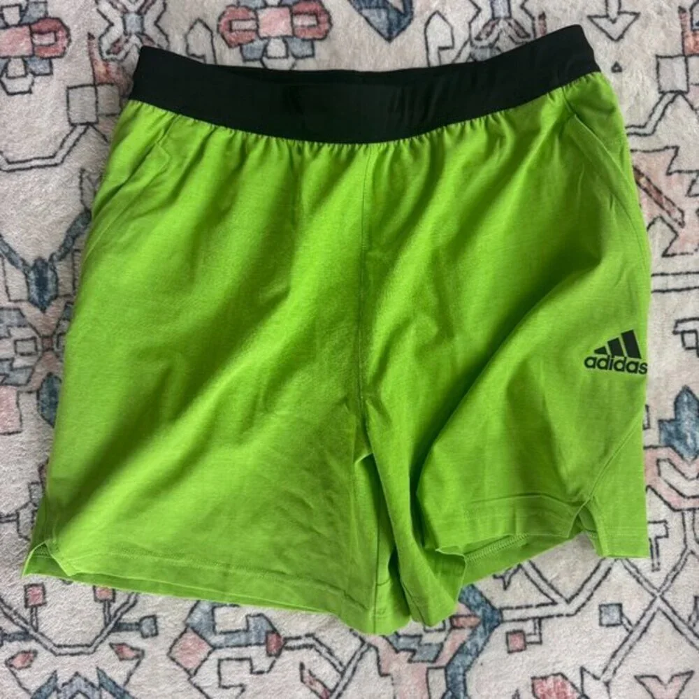 Adidas Axis Woven Men's Training Shorts - size Medium